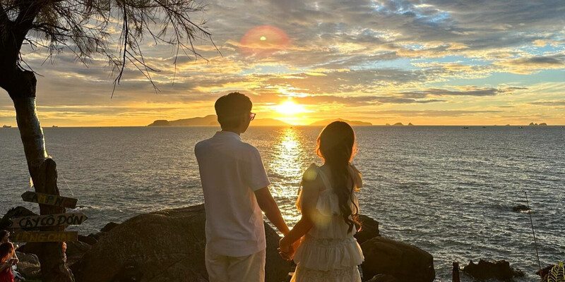 Bãi biển bãi Đông có vô số góc đẹp cho bạn check-in