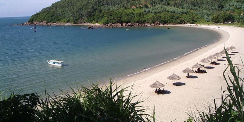 Bãi biển Hải Hòa tươi đẹp nằm ở phường Tĩnh Gia, Thanh Hóa