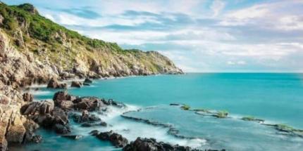 Bãi Biển Ninh Chữ: Kinh Nghiệm Ăn - Ở - Vui Chơi Chi Tiết 2025