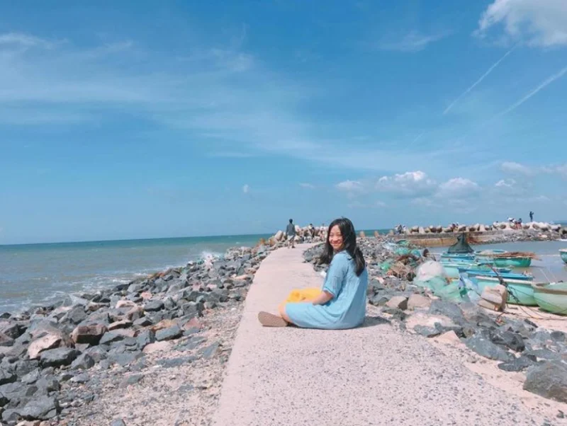 Bãi đá Ông Địa