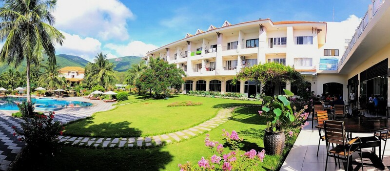 Con Dao Resort nằm sát biển với các phòng ốc hiện đại