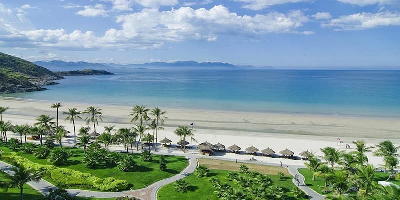 Đường biển Chí Linh đẹp không góc chết