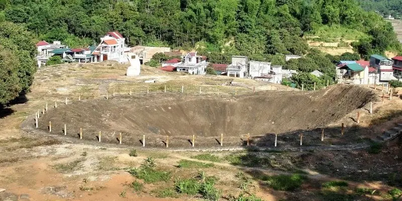 Bạn có thể chọn nhiều cách để đến đồi A1