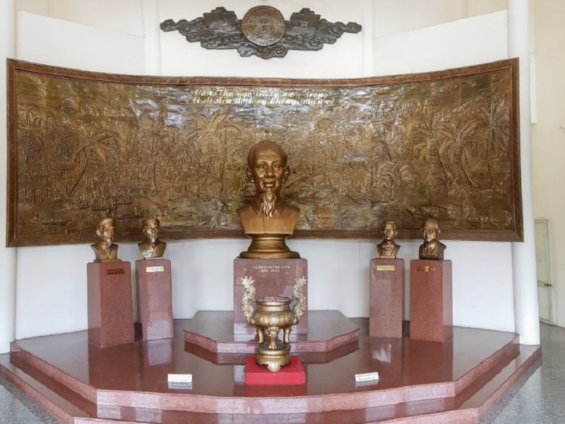 Tham quan tầng 2 ở giai đoạn dân Cần Thơ chống Pháp