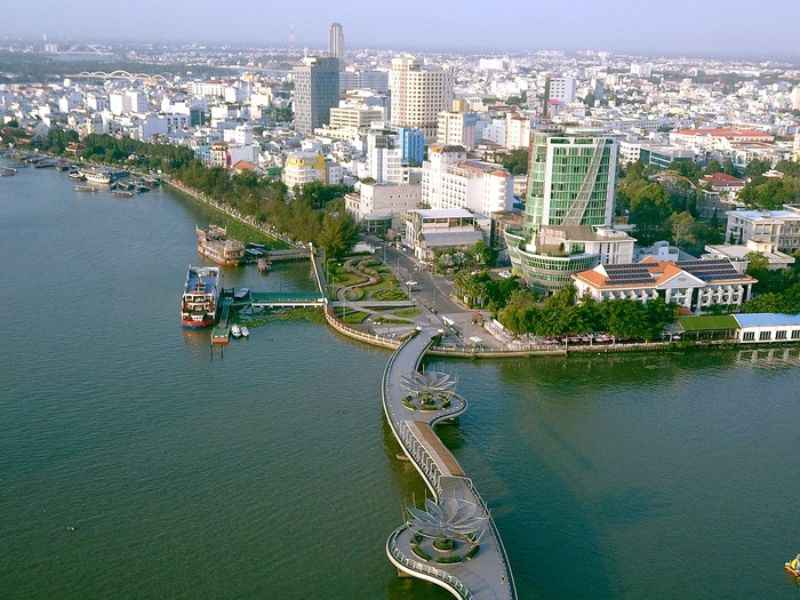 Dạo quanh công viên hít thở không khí trong lành