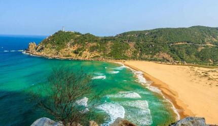 Biển Phú Yên, vẻ đẹp hoang sơ làm say lòng du khách