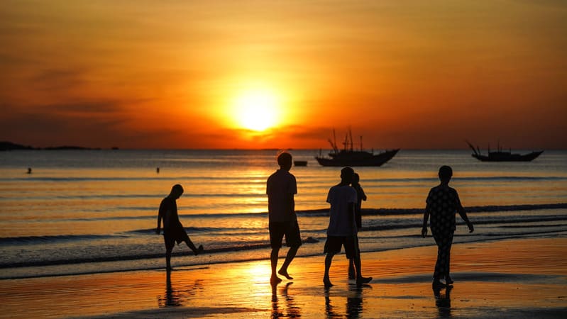 Bình minh rực rỡ trên biển