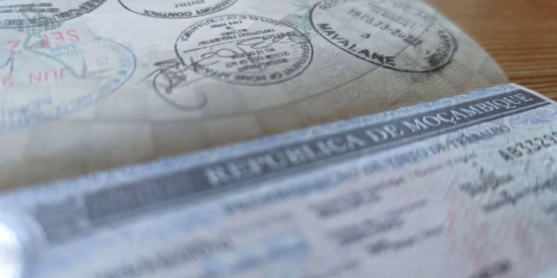 Bổ sung giấy tờ để xin visa thành công