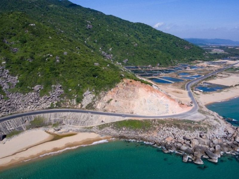 Cận cảnh cung đường biển đẹp nao lòng