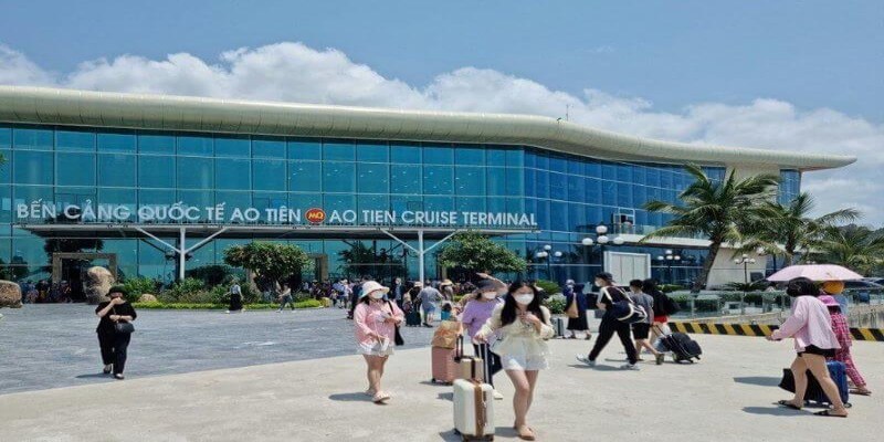 Có nhiều điểm du lịch nổi bật gần cảng Ao Tiên