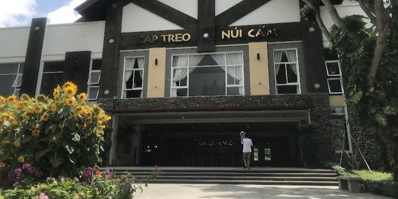 Cáp treo núi Cấm là một điểm đến vô cùng thú vị