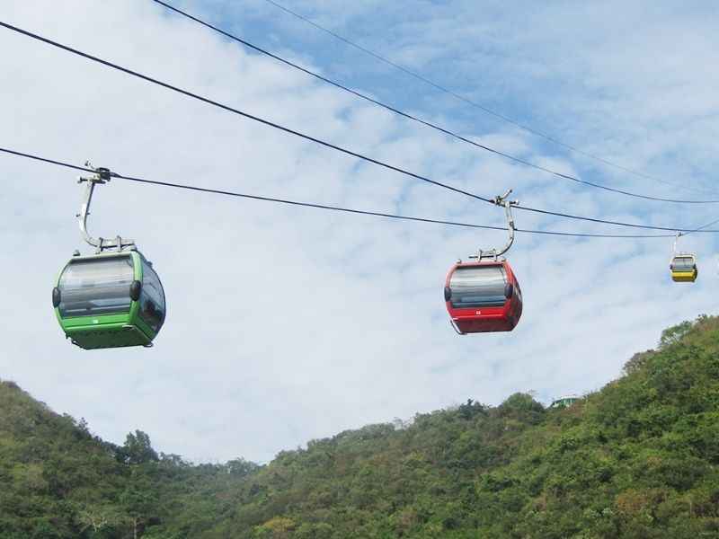 Ngồi trên cáp treo ngắm nhìn cảnh sắc Vũng Tàu tuyệt đẹp