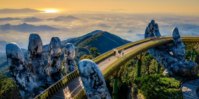 Cầu đã trở thành biểu tượng nổi bật của du lịch Đà Nẵng