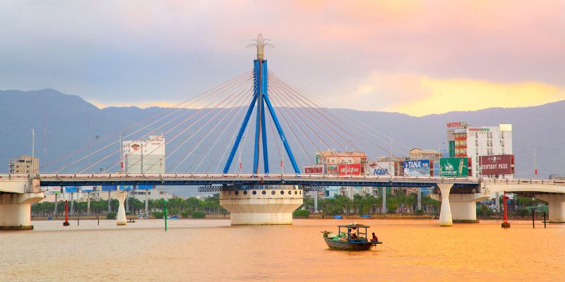 Cây cầu được xây dựng hoàn toàn bằng công sức và trí tuệ của người Việt