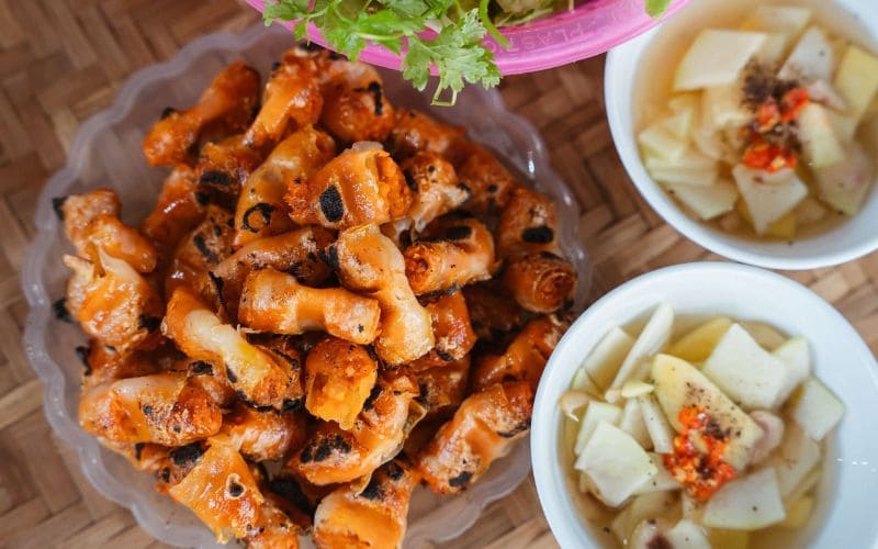 Chả tôm Thanh Hóa là món ăn có hương vị hấp dẫn