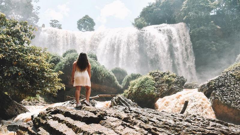 Check in ở bất cứ điểm nào quanh thác cũng đẹp