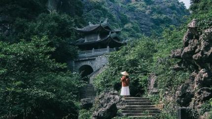 Động Am Tiên Ẩn Chứa Vẻ Đẹp Thiên Nhiên Kì Vĩ, Nên Thơ