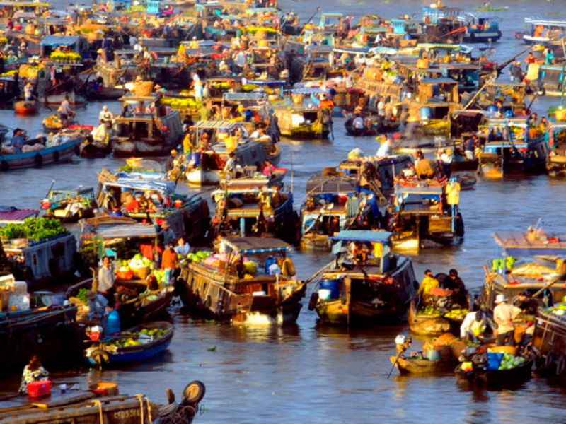 Giá thuê tàu hiện nay trên khu chợ