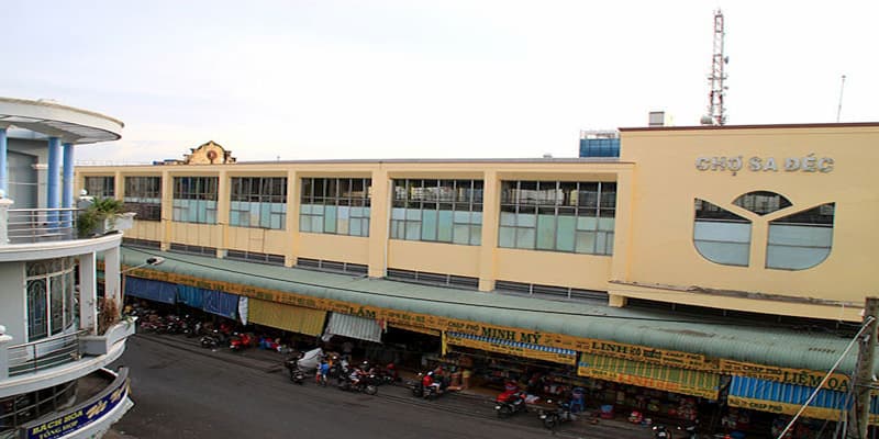 Chợ Sa Đéc khi nhìn từ trên cao xuống