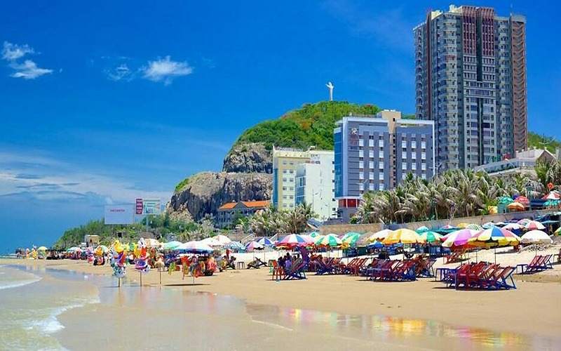 Thuê homestay bãi sau khu vực nhộn nhịp, gần bãi biển