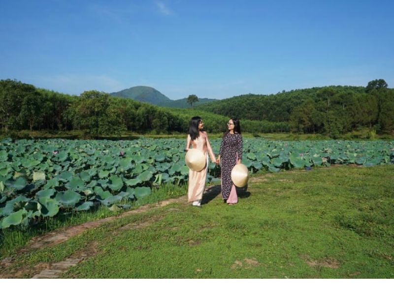 Chú ý lựa chọn trang phục phù hợp khi đến tham quan