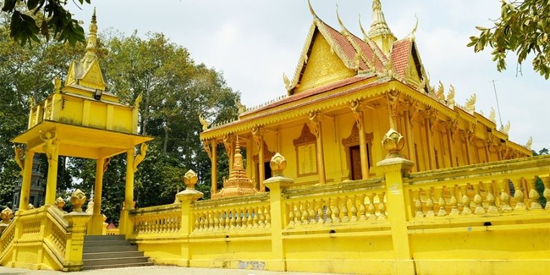 Chùa Kh’leang với kiến trúc cổ Khmer và không gian thanh tịnh