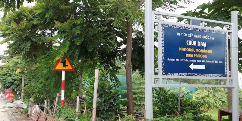 Chùa Dạm tọa lạc tại phường Nam sơn, thành phố Bắc Ninh