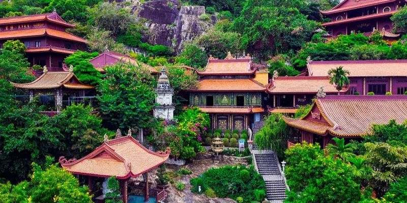 Du khách sẽ cảm thấy yên bình, thanh tịnh khi đến với chùa