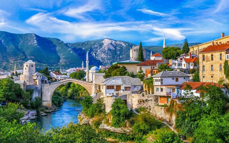 Công dân Việt Nam phải xin visa Bosnia & Herzegovina