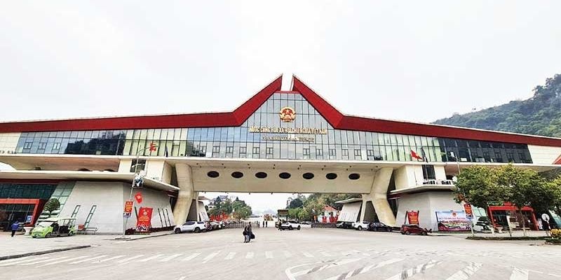 Cửa khẩu Hữu Nghị được ra đời từ khá lâu nhằm thiết lập quan hệ ngoại giao 2 bên