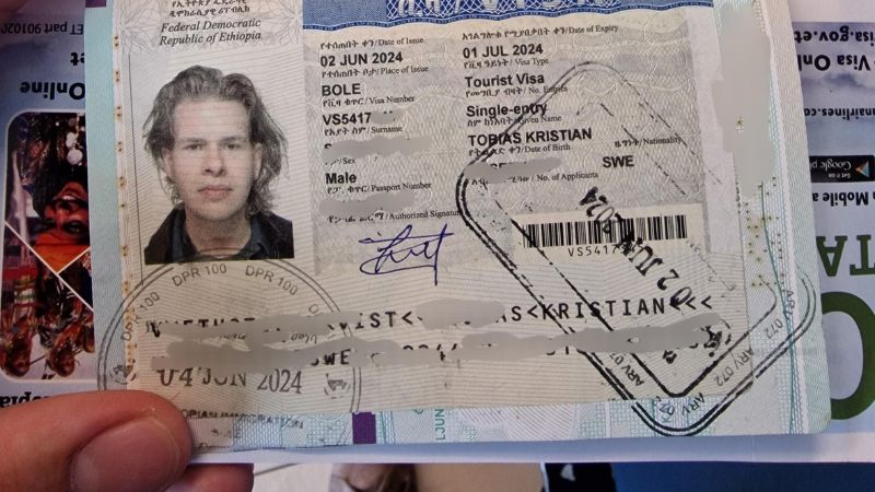 Cung cấp đầy đủ giấy tờ sẽ giúp quá trình xin visa nhanh chóng