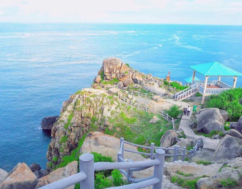 Cung đường bờ biển khi đến Mũi Đại Lãnh