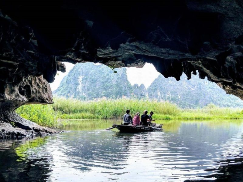 Những hang động tuyệt đẹp tại Vân Long mà bạn nên ghé qua