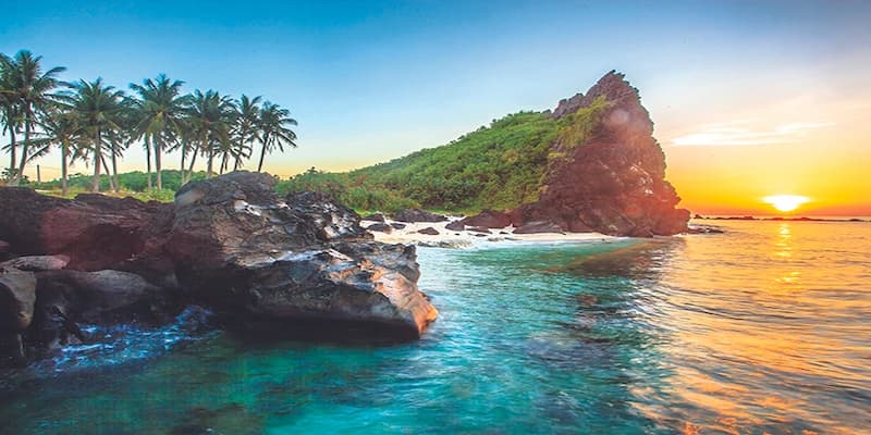 Di chuyển đến đảo bằng tàu thủy