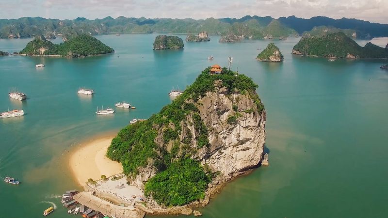 Bạn có thể đến đảo Ti Tốp vào bất kỳ thời điểm nào