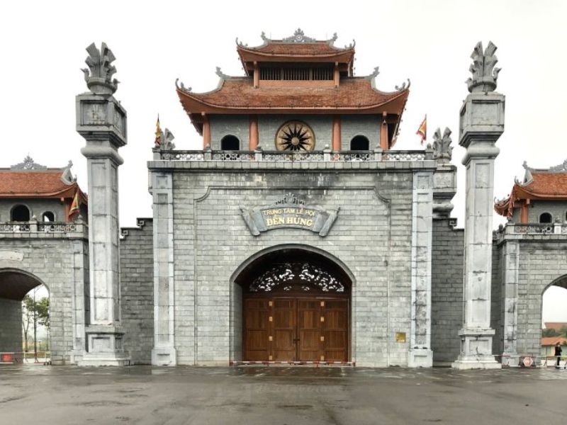 Đền Hùng là khu di tích lịch sử văn hóa cấp quốc gia đặc biệt