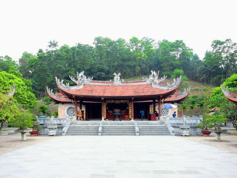 Đền Quốc Tổ Lạc Long Quân ý nghĩa linh thiêng