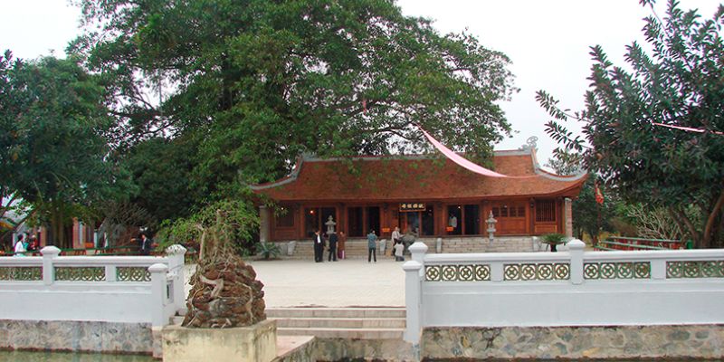 Ngôi đền mang vẻ đẹp cổ kính và tinh xảo