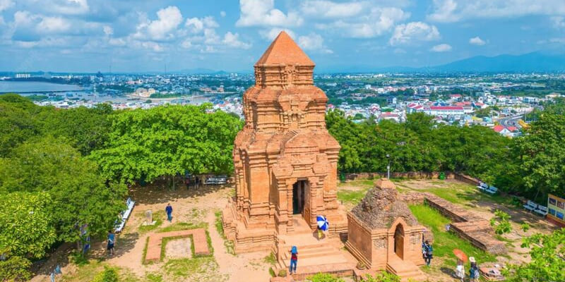 Đền Po Sah Inu - Biểu tượng tín ngưỡng vương quốc Chăm Pa thế kỷ thứ 8