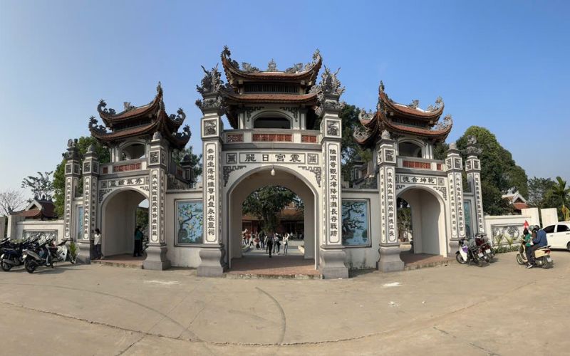 Đền Tam Phủ tọa lạc tại huyện Gia Bình tỉnh Bắc Ninh