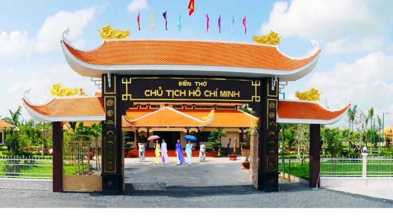 Đền Thờ Bác Hồ là khu di tích lịch sử tại Bạc Liêu