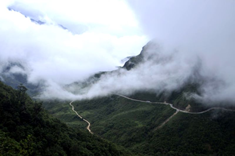 Trải nghiệm săn mây trên đỉnh Ô Quy Hồ