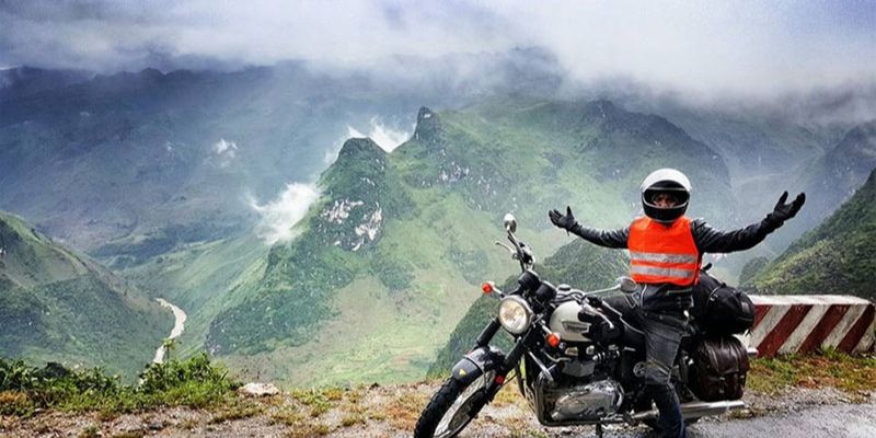 Di chuyển bằng xe cá nhân phù hợp với những tín đồ phượt