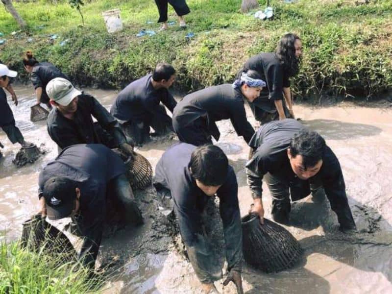 Đi theo nhóm để chuyến tham quan trọn vẹn hơn