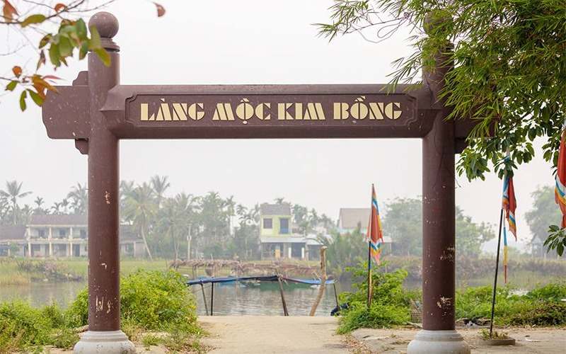 Làng mộc Kim Bồng là nơi lưu giữ nghệ thuật chạm khắc gỗ tinh tế