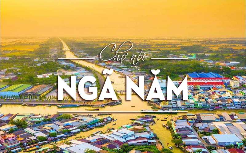 Chợ nổi Ngã Năm là một trong những địa điểm du lịch Sóc Trăng nổi tiếng