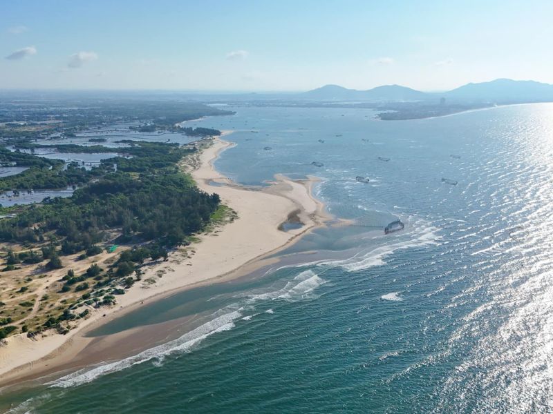 Đây là bãi biển yên bình tuyệt đẹp ít người biết ở Vũng Tàu