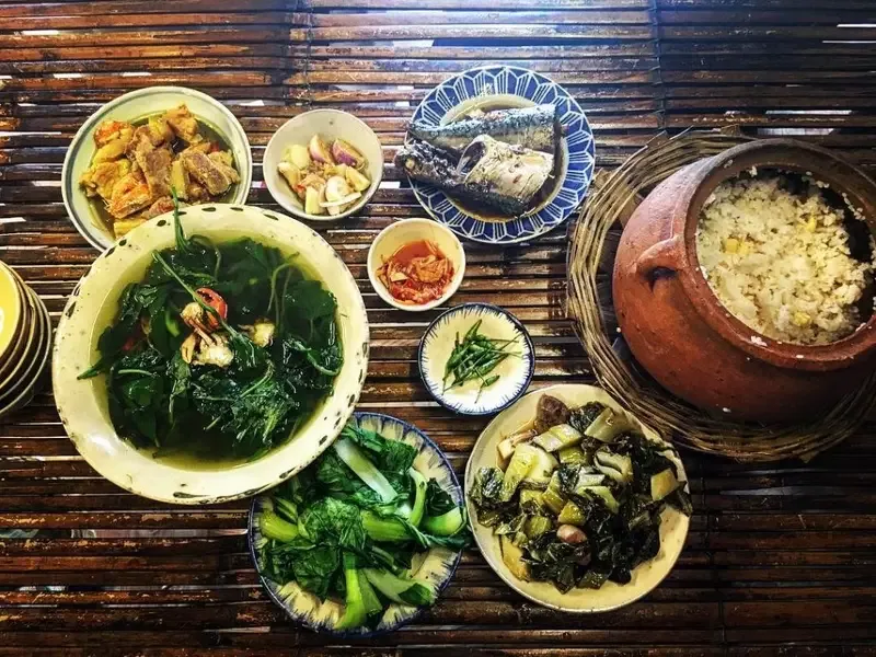 Đừng quên thưởng thức các món ăn đặc sản