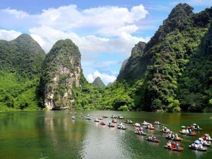 Du Lịch Động Phong Nha Với Hàng Ngàn Trải Nghiệm Tuyệt Vời