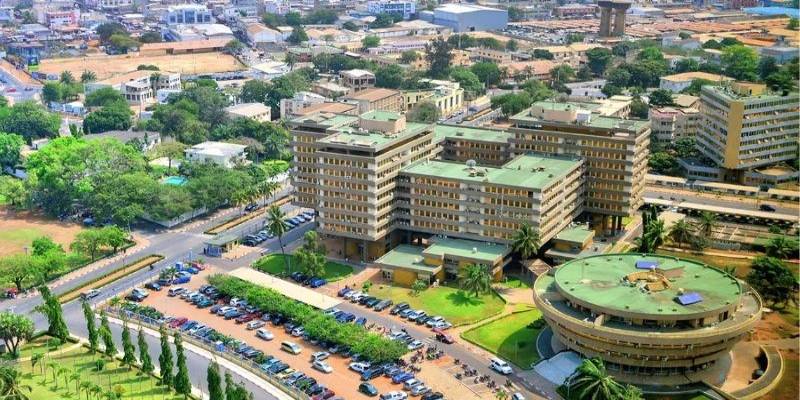 Bạn cần sở hữu visa du học nếu muốn học tập tại Togo